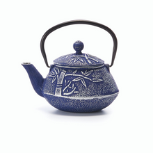 Load image into Gallery viewer, Iron Teapot &quot;Huan&quot; 0.75 L
